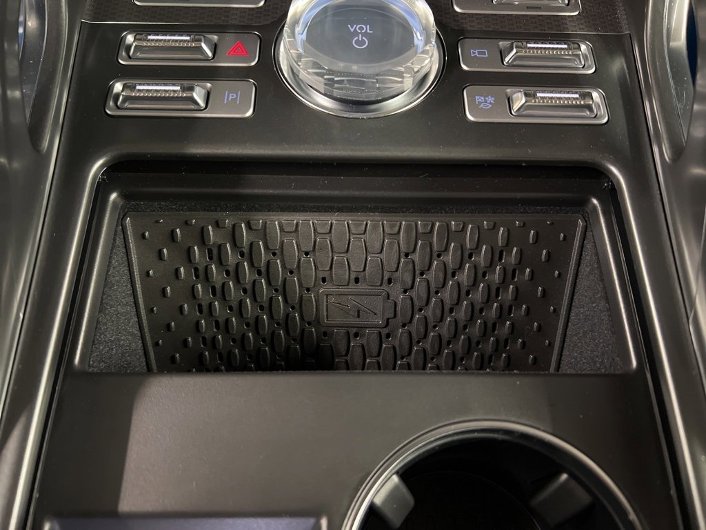 Used 2026 Lincoln Nautilus Premier image 17