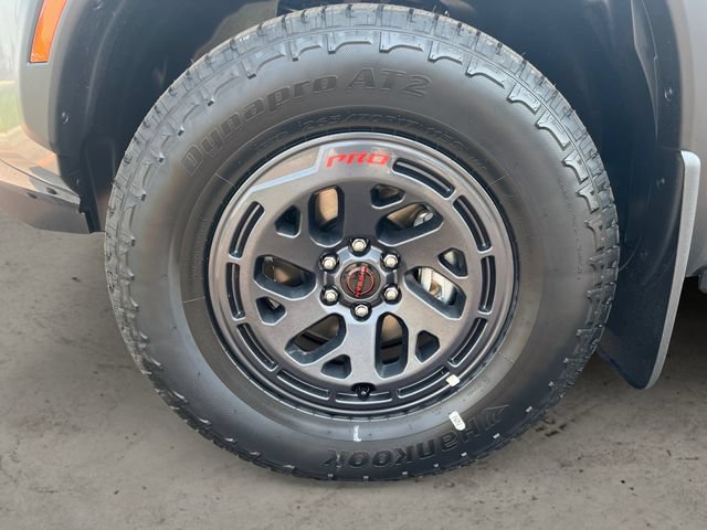 New 2026 Nissan Frontier PRO-4X w/ Tow Package AWD/4WD image 9