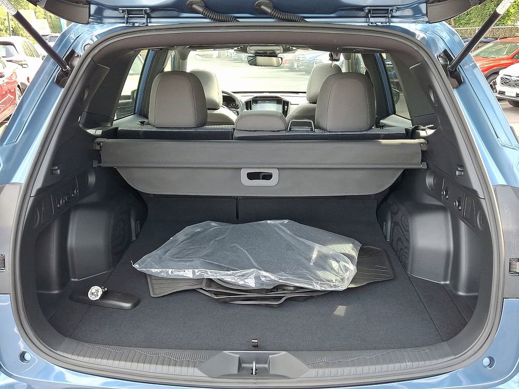 Certified 2025 Subaru Forester Premium image 28