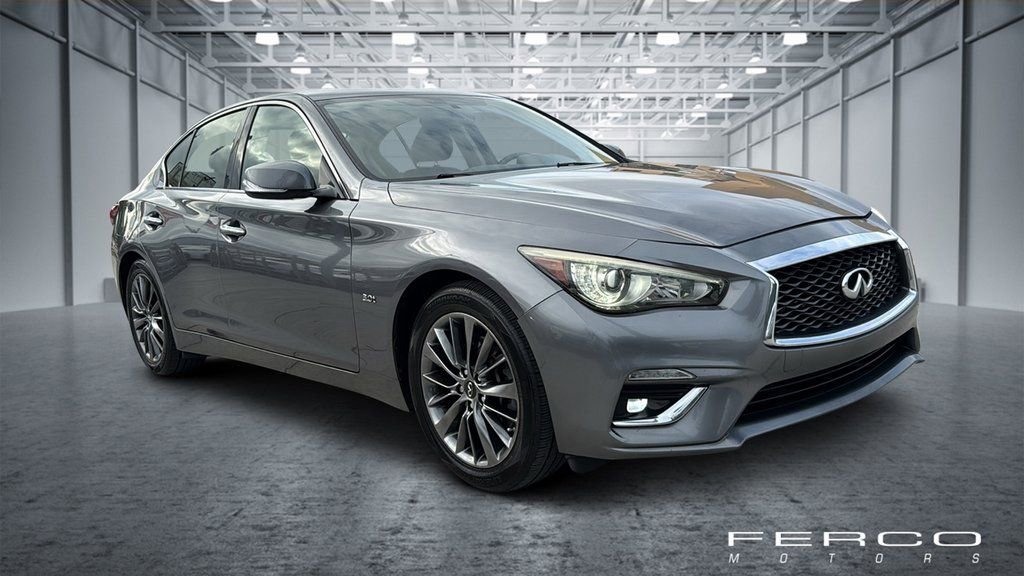 Used 2018 INFINITI Q50 Luxe RWD image 7