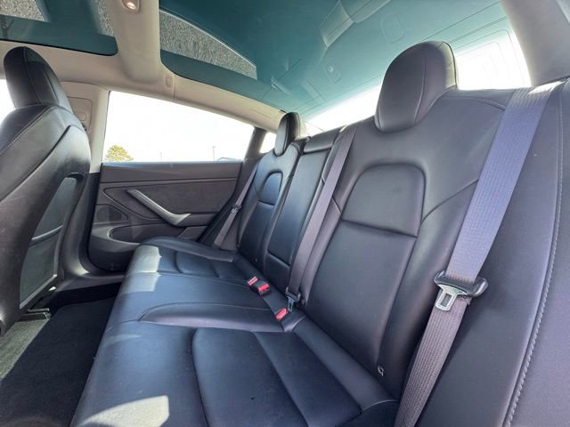 Used 2019 Tesla Model 3 Long Range image 12