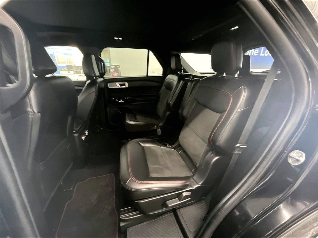 Used 2023 Ford Explorer ST-Line w/ Class IV Trailer Tow Package image 15