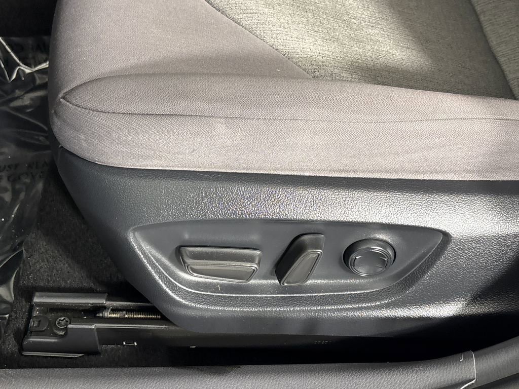 Certified 2024 Toyota Camry LE FWD image 9