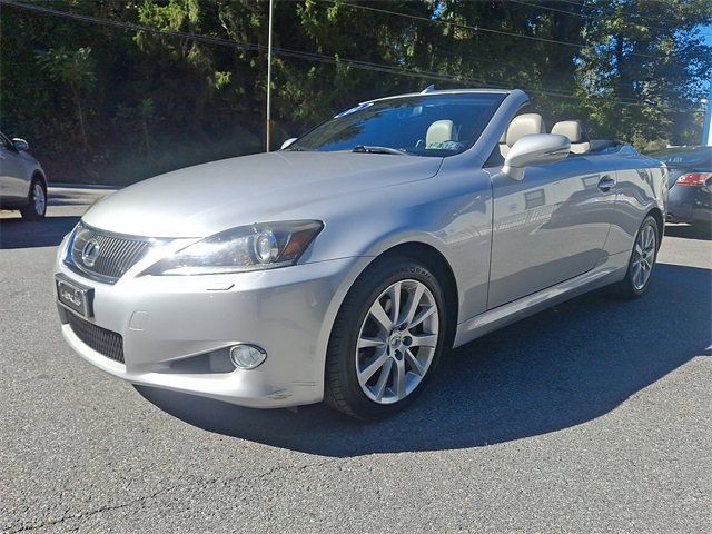 Used 2011 Lexus IS 250C image 4