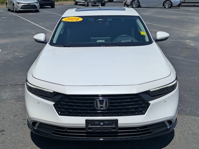Used 2024 Honda Accord Touring image 2
