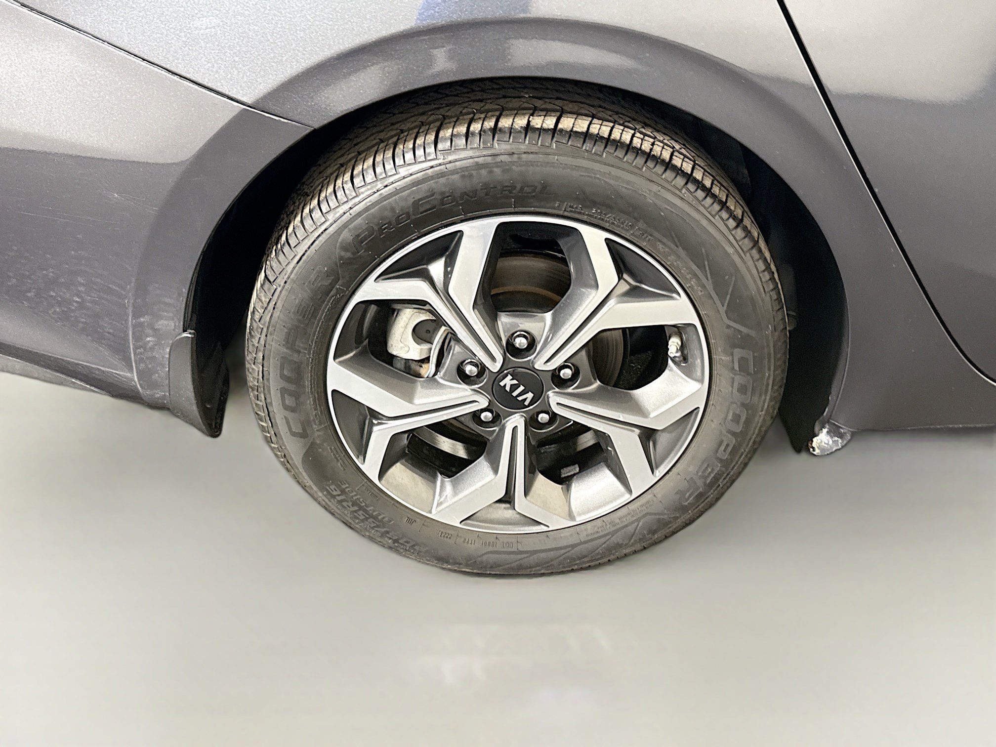 Used 2021 Kia Forte LXS FWD image 32