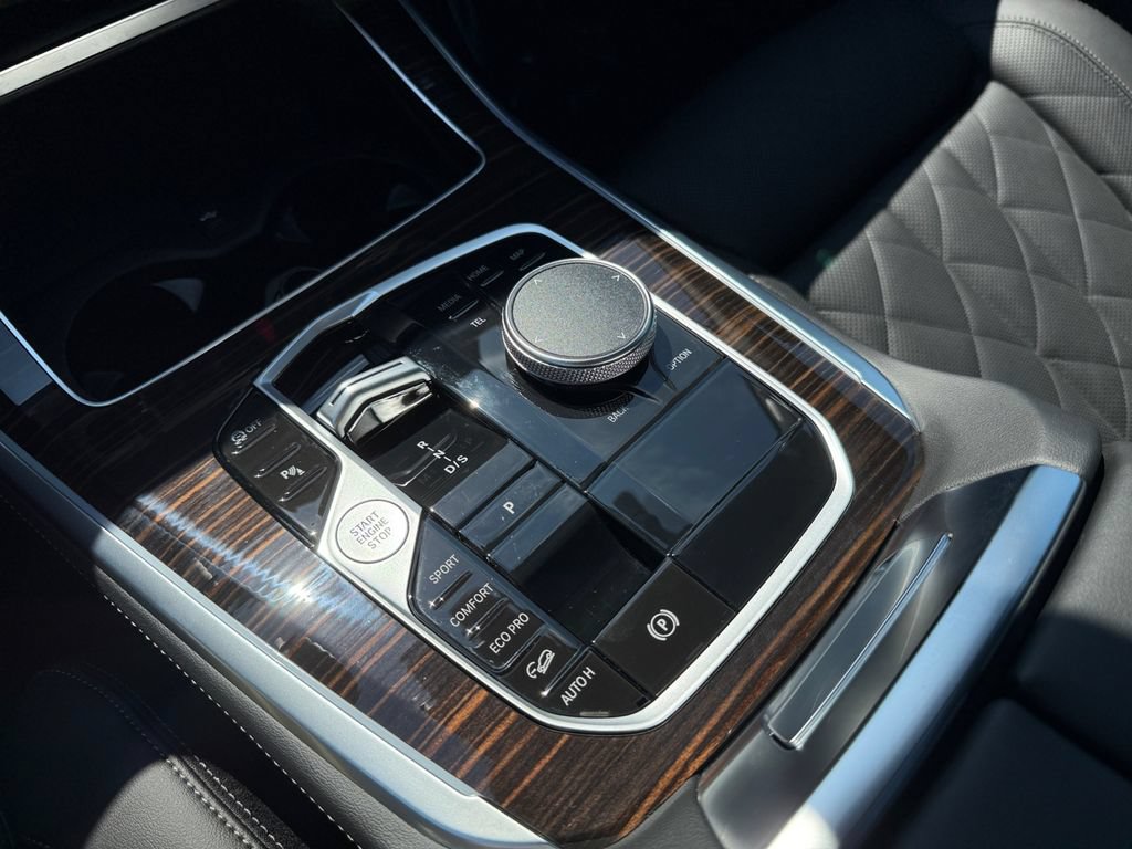 Used 2026 BMW X5 xDrive40i AWD/4WD image 26