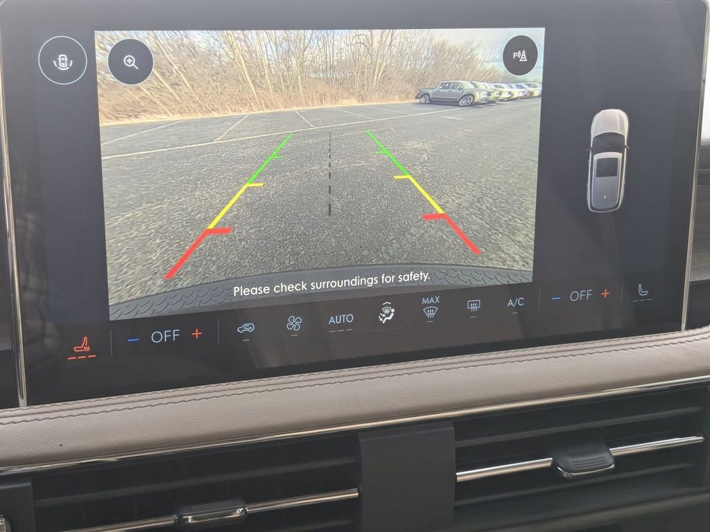 Used 2023 Lincoln Corsair Reserve image 13