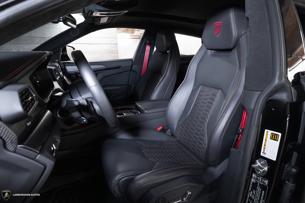 Used 2024 Lamborghini Urus S image 34