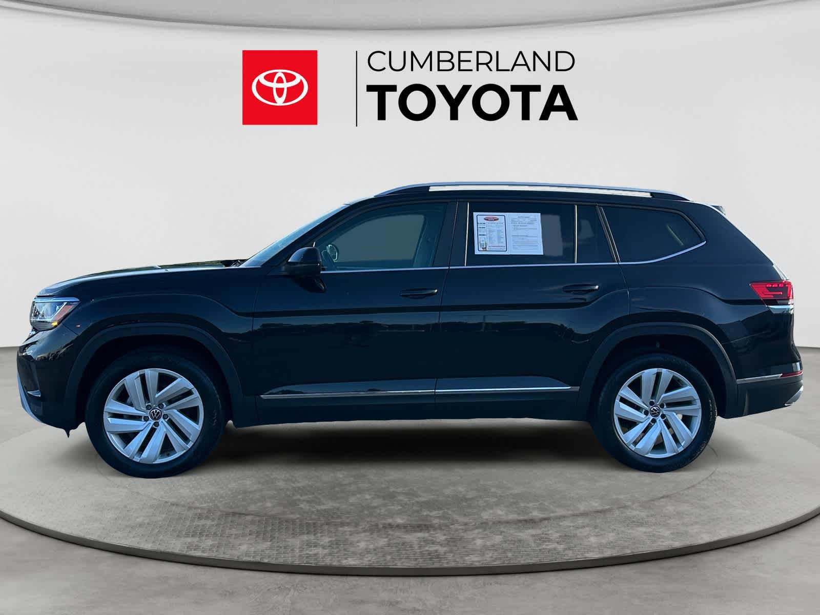 Used 2021 Volkswagen Atlas SEL AWD/4WD image 2