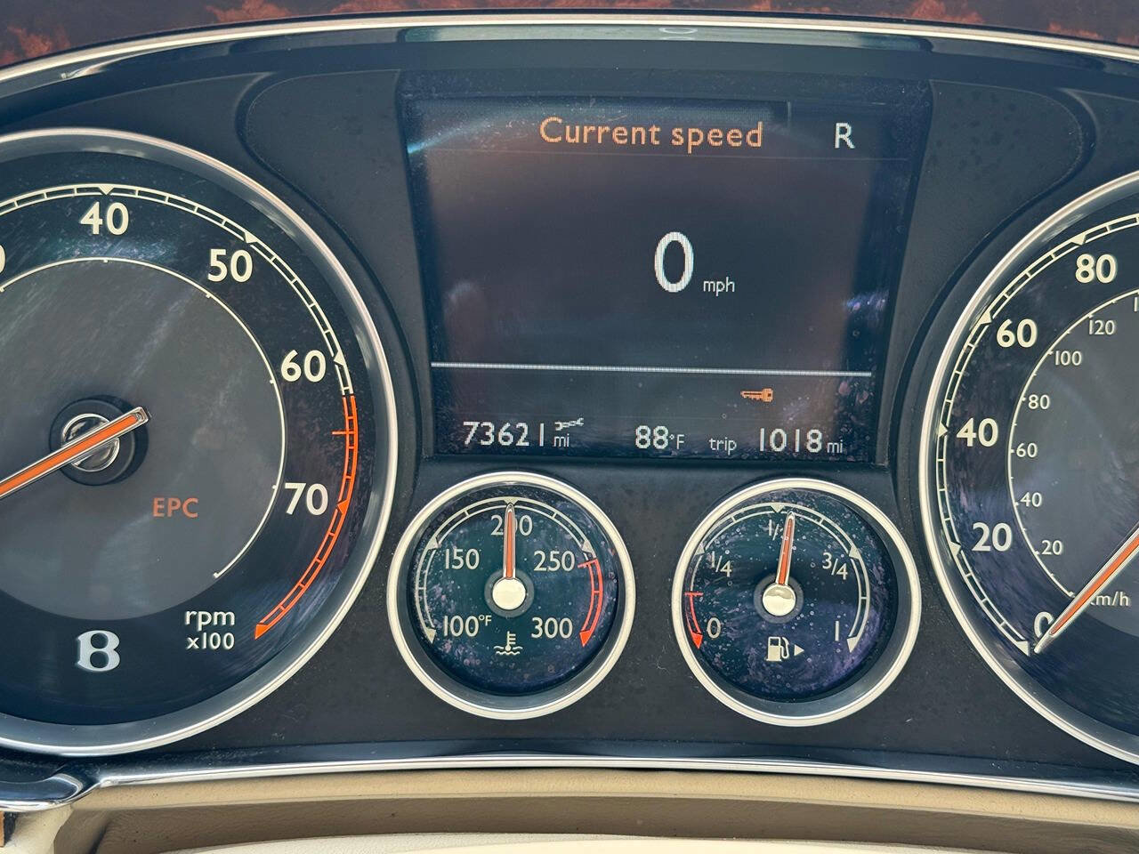 Used 2015 Bentley Flying Spur W12 image 36