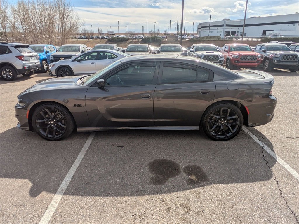 Used 2022 Dodge Charger R/T w/ Blacktop Package image 7