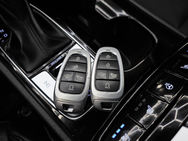 Used 2024 Hyundai Santa Cruz Limited AWD/4WD image 45