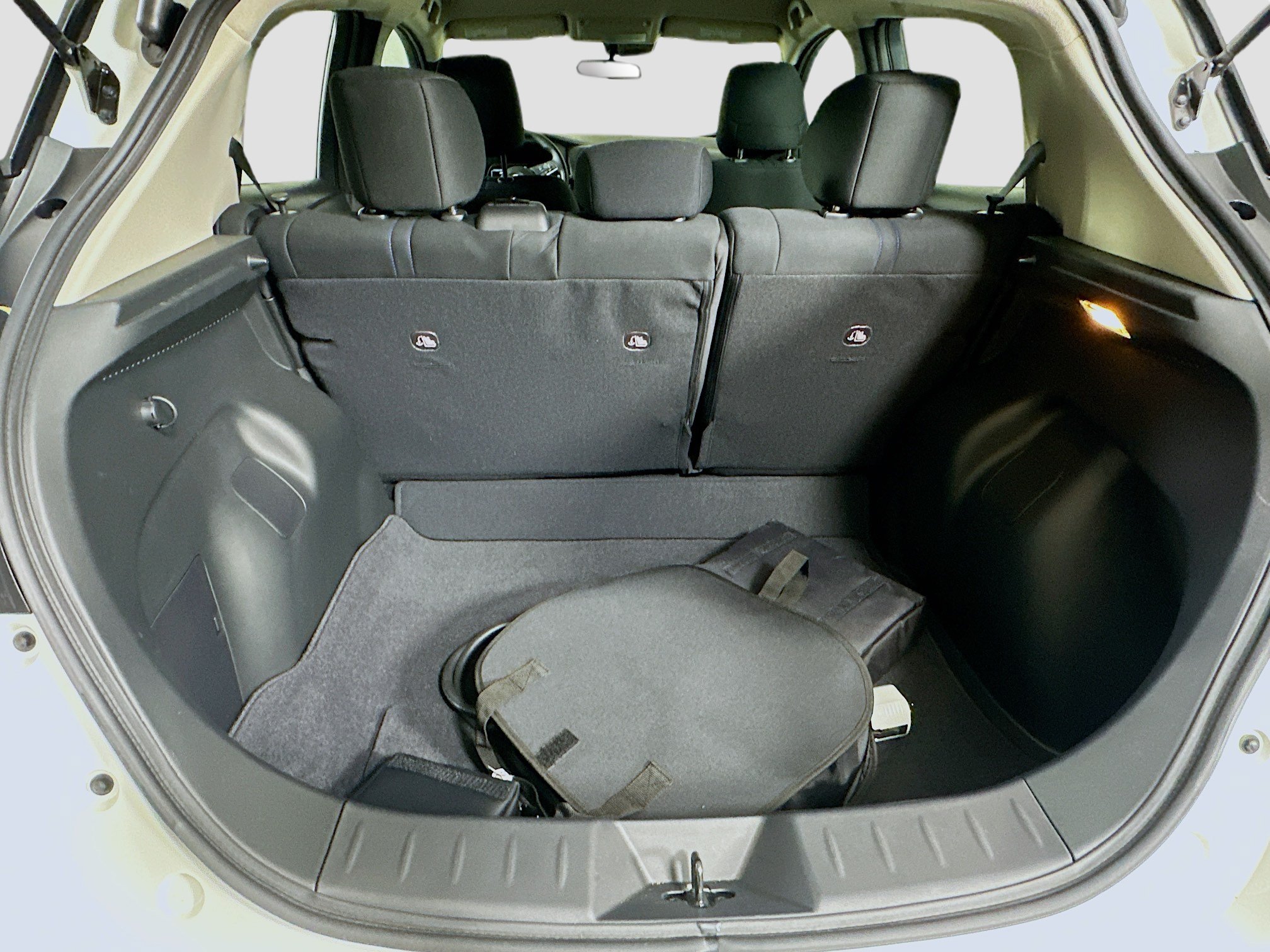 Used 2025 Nissan Leaf S FWD image 26