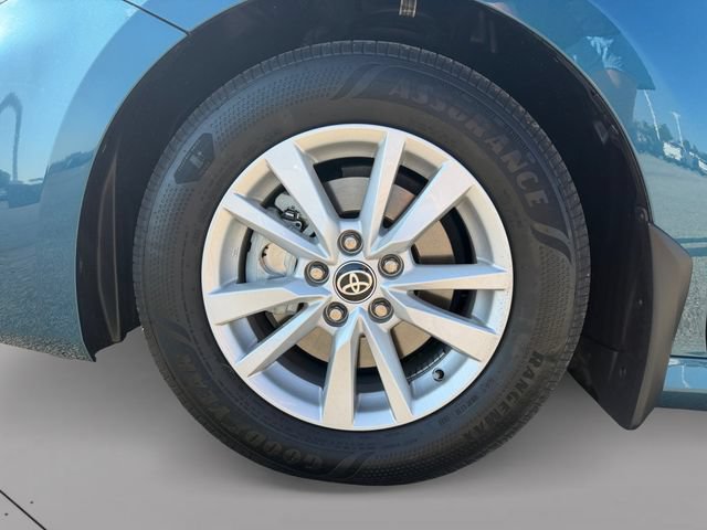 Used 2026 Toyota Camry LE w/ Convenience Package FWD image 9