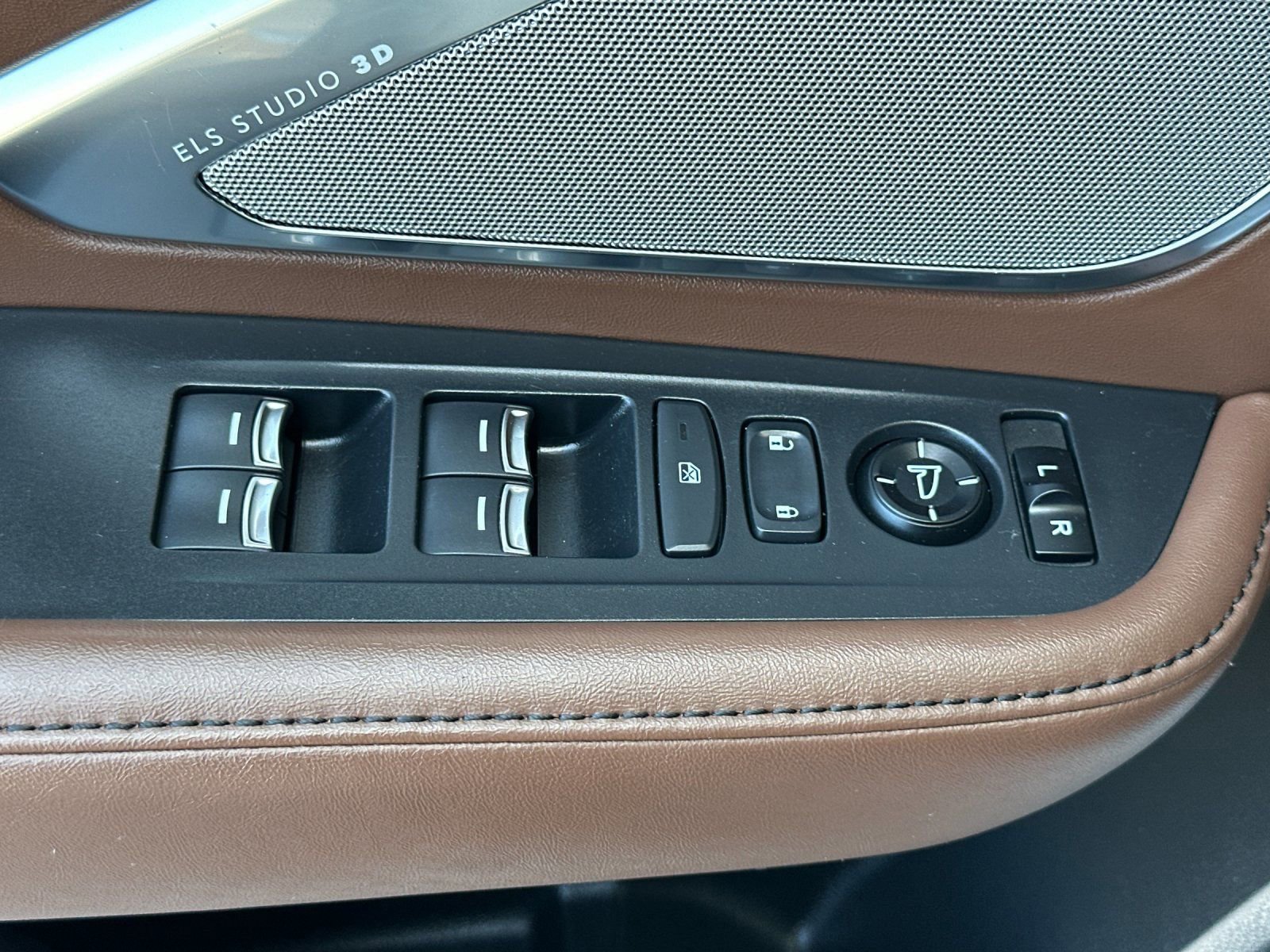 Used 2019 Acura RDX FWD w/ Advance Package image 12