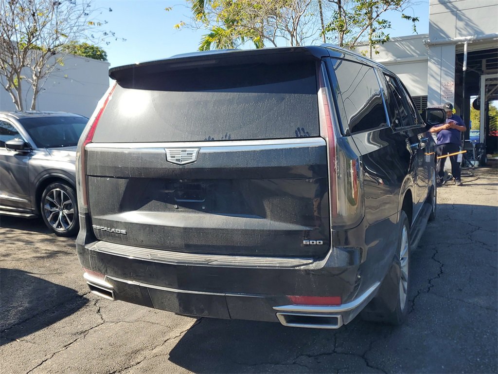 Used 2021 Cadillac Escalade ESV Premium Luxury w/ LPO, Illumination Package image 8
