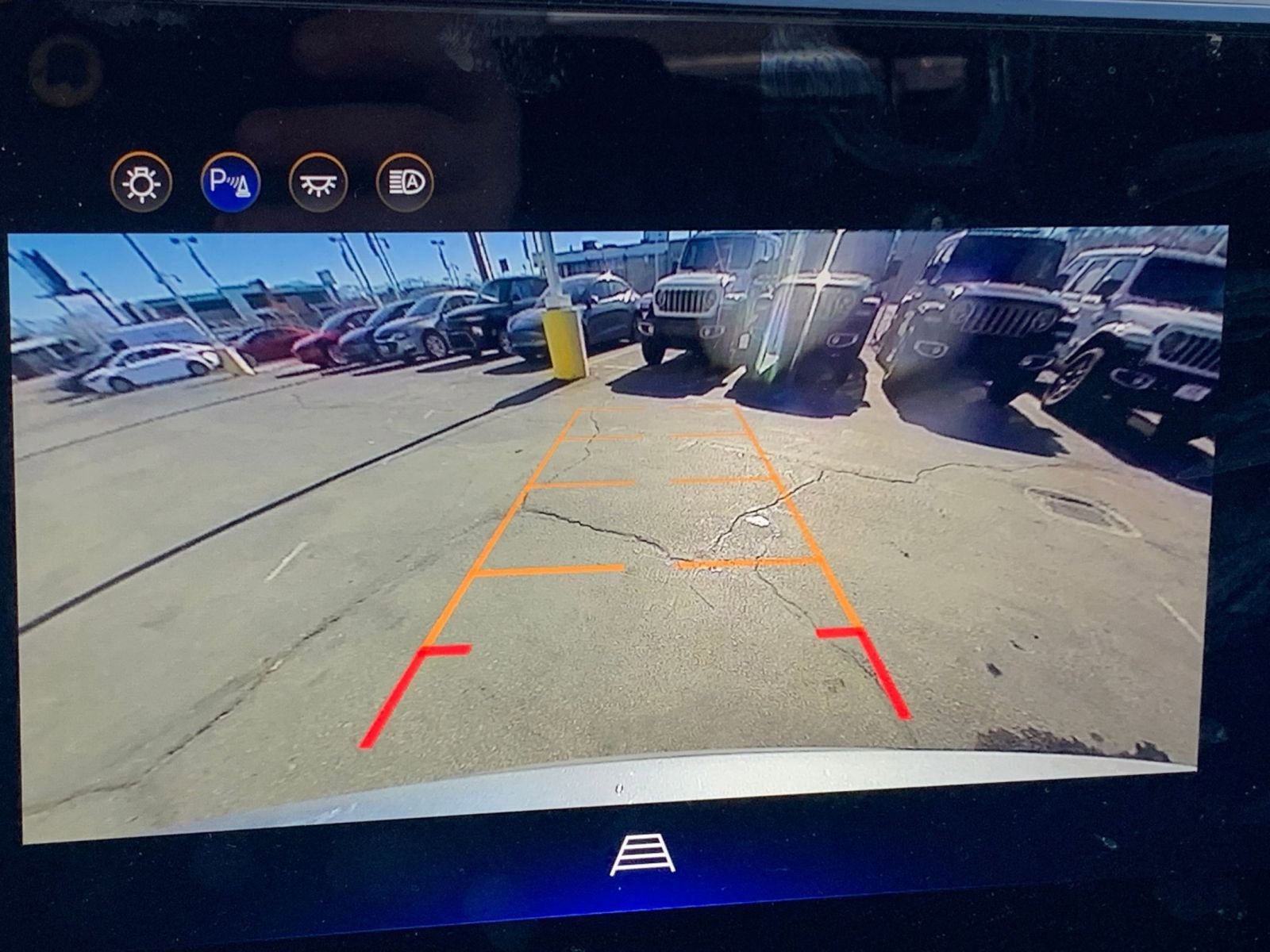 Used 2025 Chevrolet Equinox LT image 24