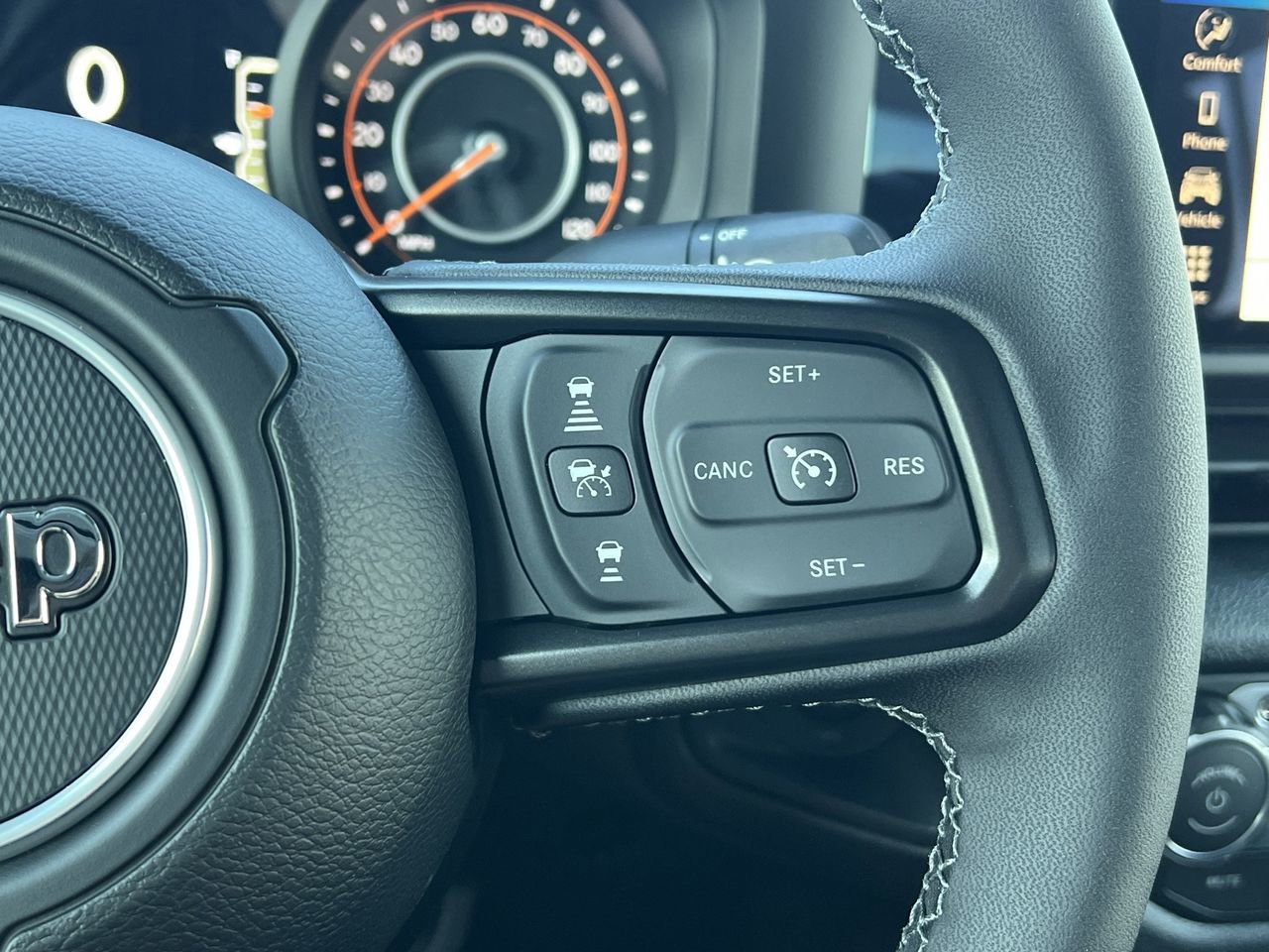 New 2025 Jeep Gladiator Sport image 11