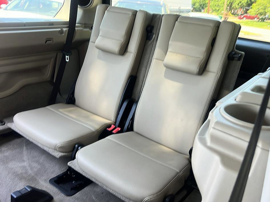 Used 2016 Land Rover LR4 HSE AWD/4WD image 17