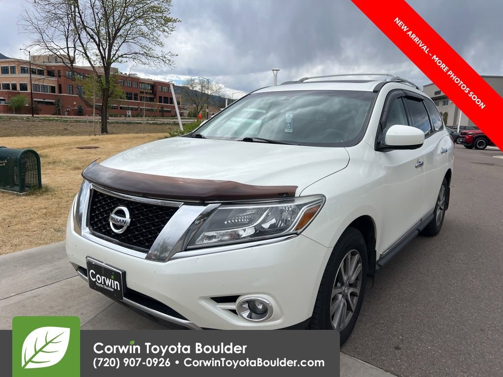 Used 2015 Nissan Pathfinder SL w/ SL Premium Package image 3
