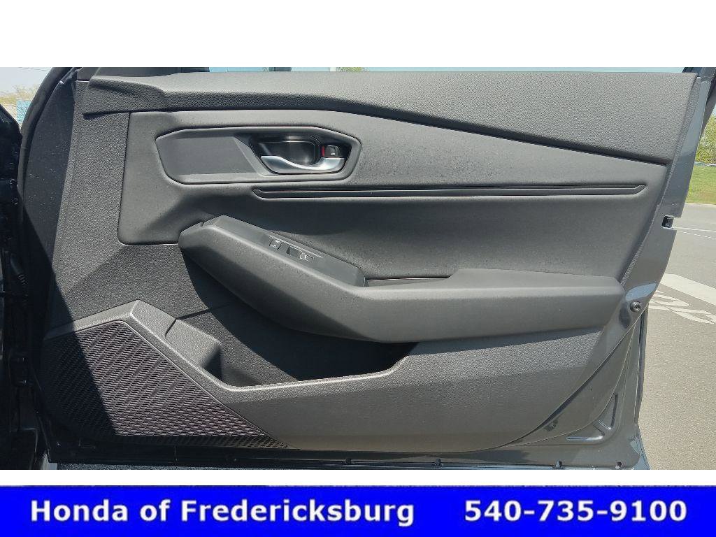 Certified 2025 Honda Accord SE image 24