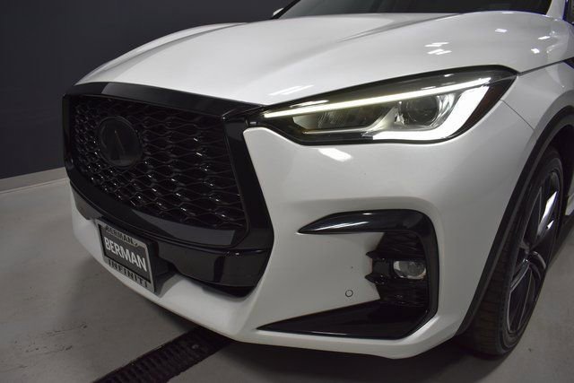 Used 2023 INFINITI QX50 Sport AWD/4WD image 11