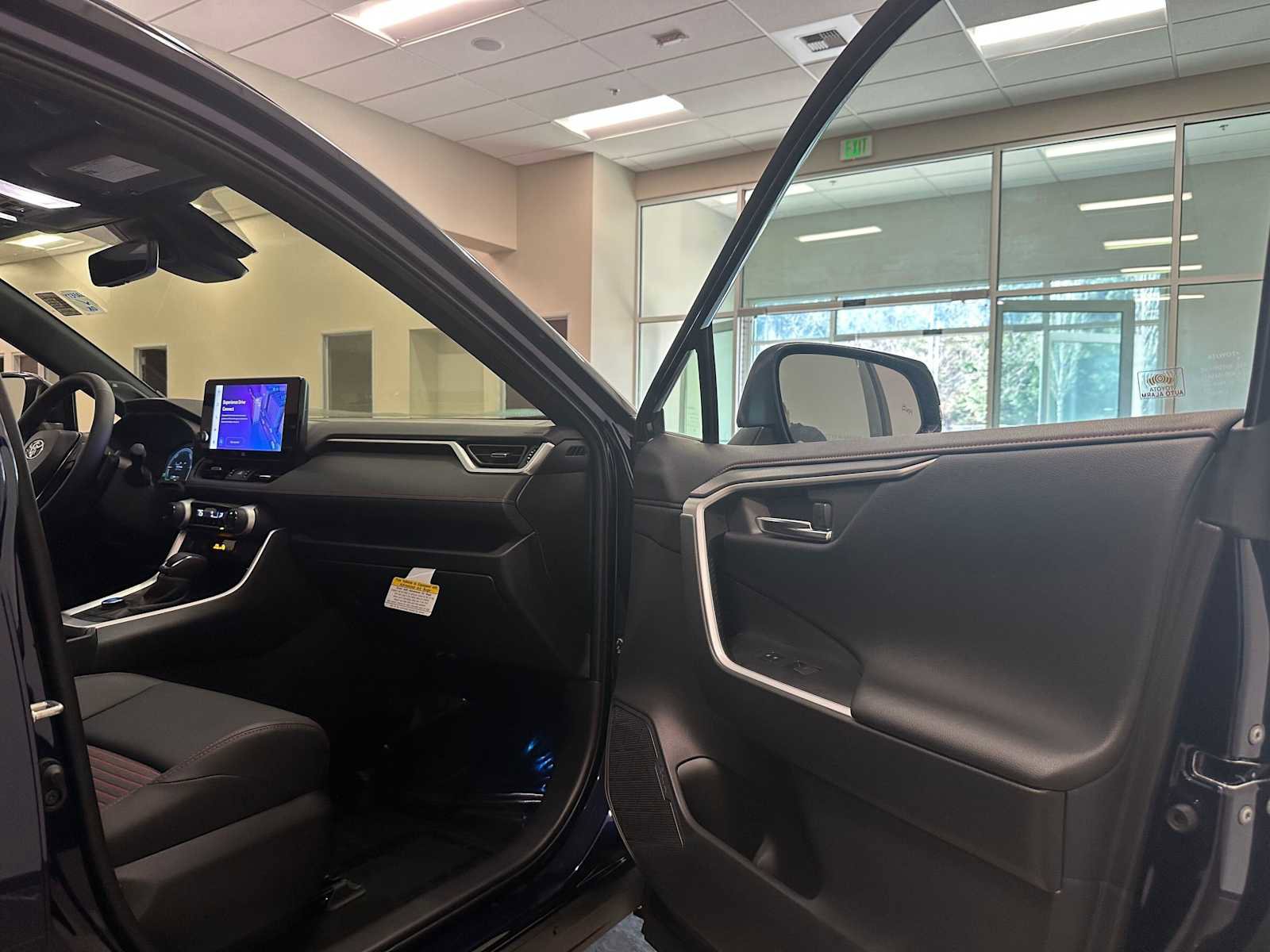 Certified 2025 Toyota RAV4 XSE w/ Weather Package image 29