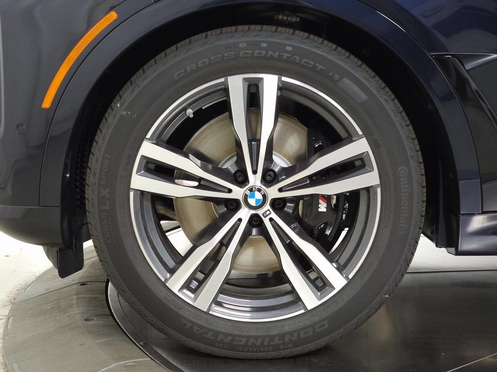 New 2026 BMW X7 M60i image 8