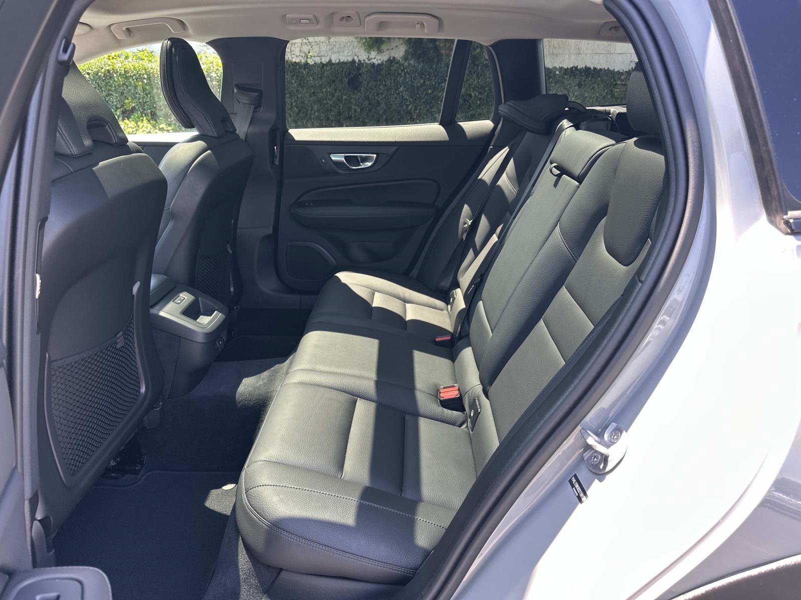 Used 2025 Volvo V60 B5 Cross Country Plus AWD/4WD image 21