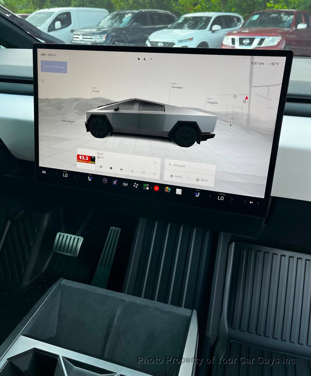 Used 2025 Tesla Cybertruck AWD Crew Cab image 21