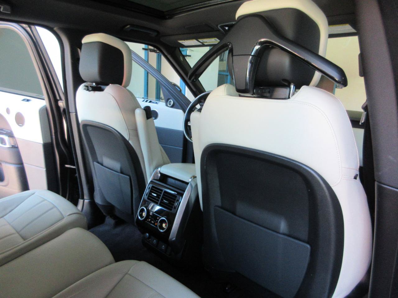 Used 2022 Land Rover Range Rover Sport HSE Silver Edition AWD/4WD image 34