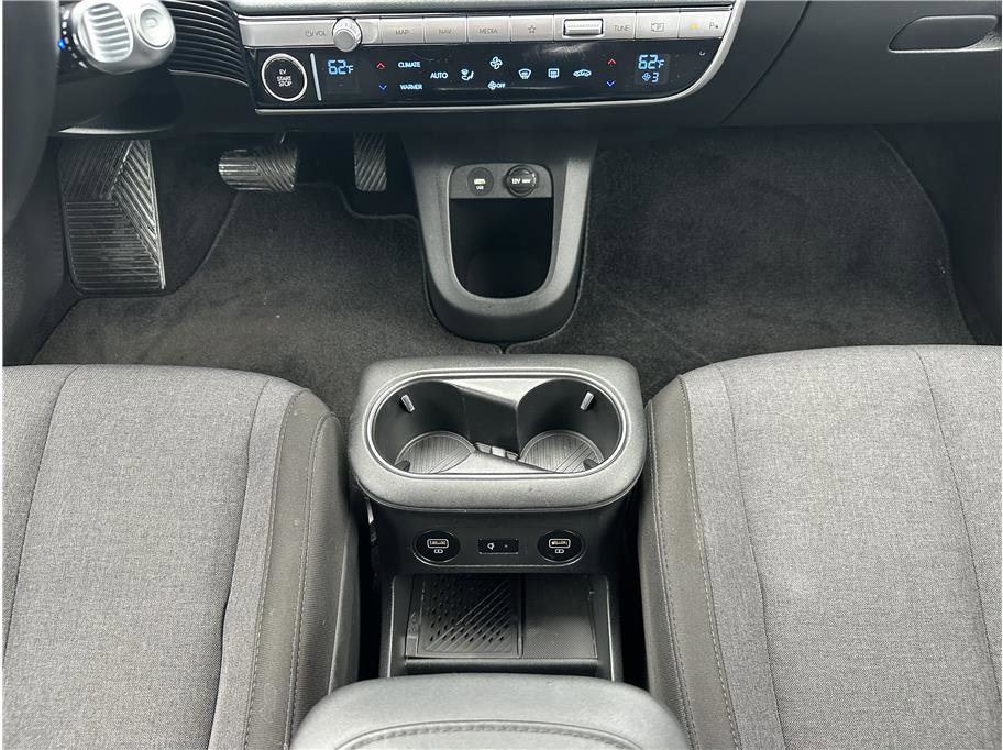 Used 2024 Hyundai Ioniq 5 SEL image 24