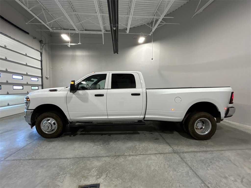 New 2026 RAM 3500 Tradesman image 9