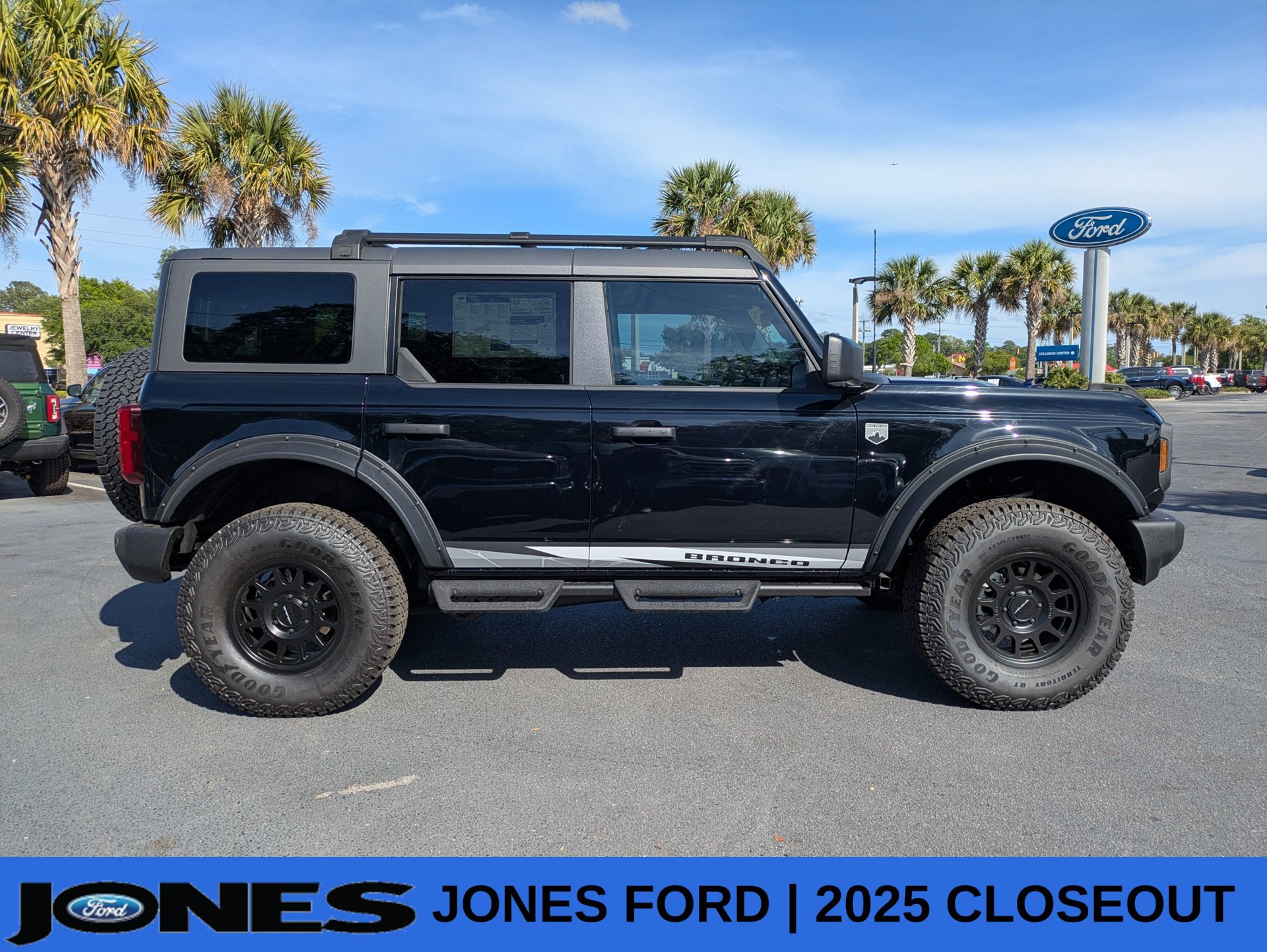 New 2025 Ford Bronco Big Bend AWD/4WD image 4