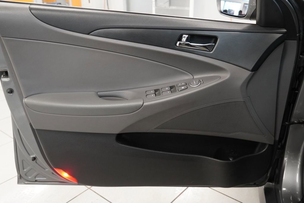 Used 2014 Hyundai Sonata GLS w/ Popular Equipment Group 2 FWD image 16