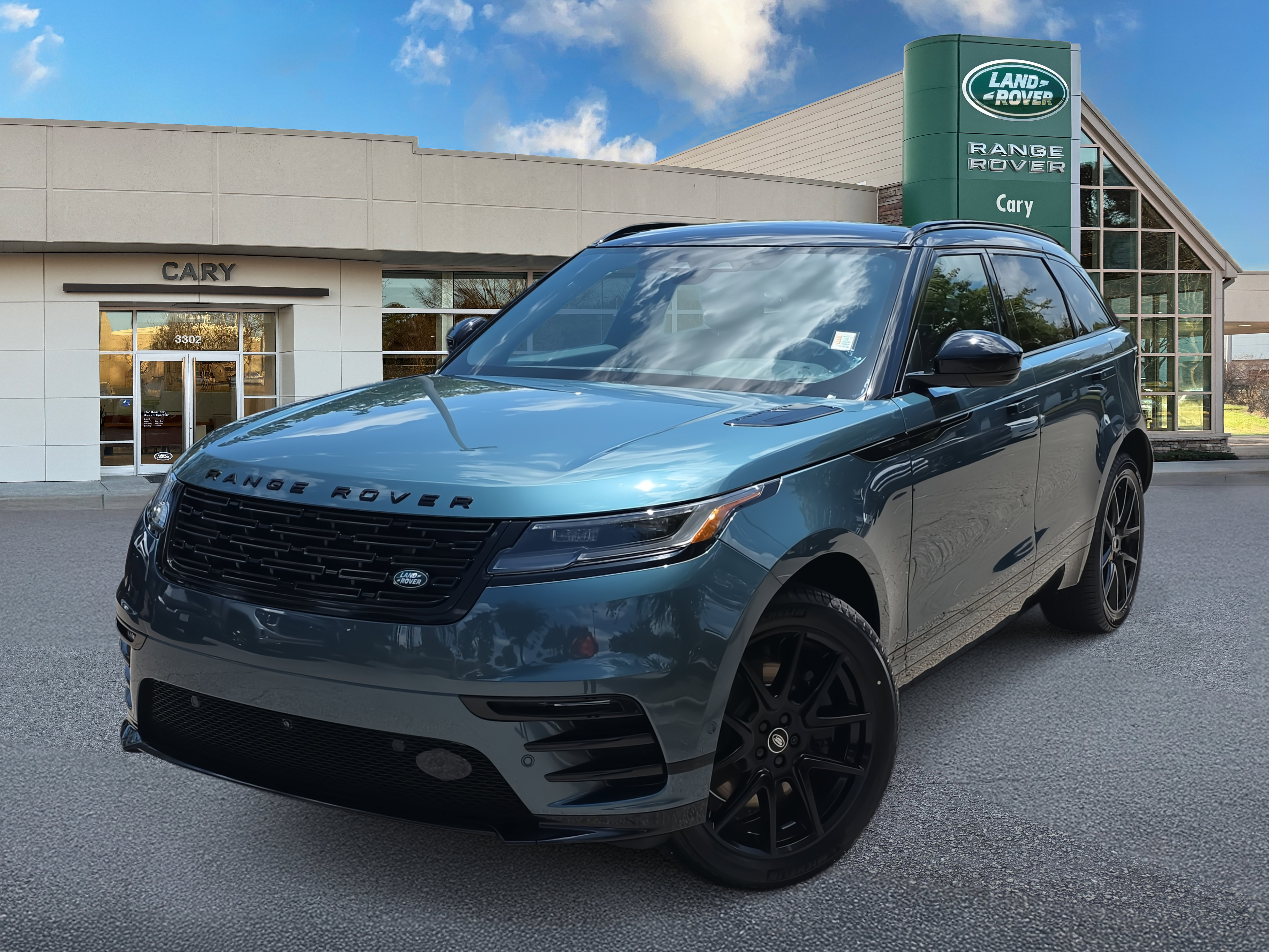 New 2026 Land Rover Range Rover Velar Dynamic SE video 1