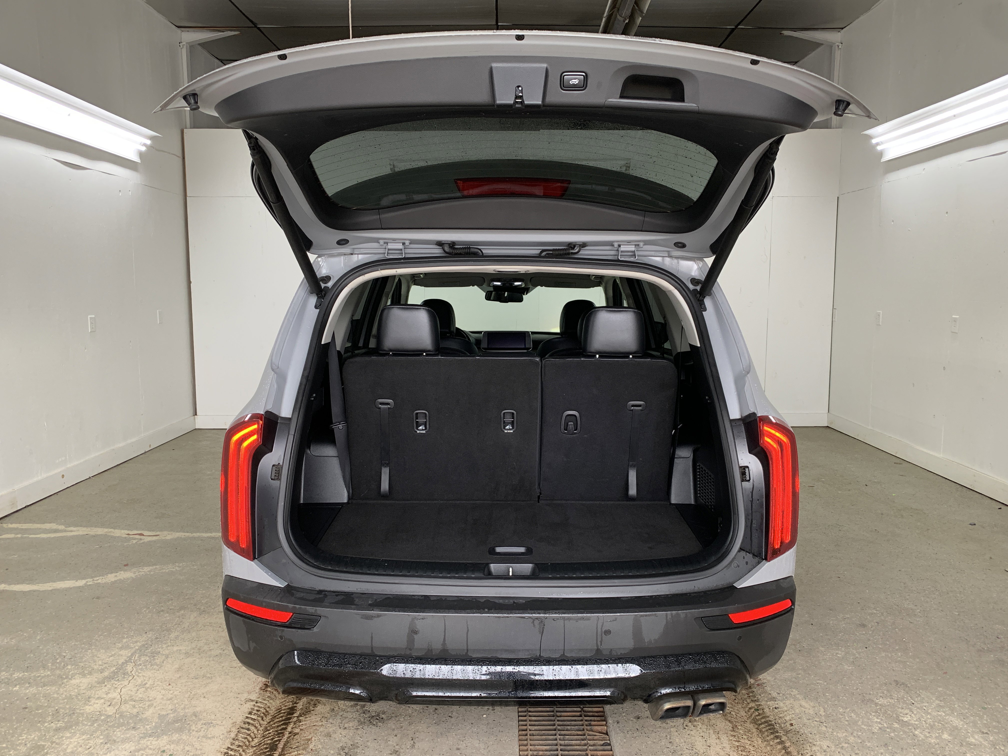 Used 2022 Kia Telluride EX w/ EX Premium Package image 44