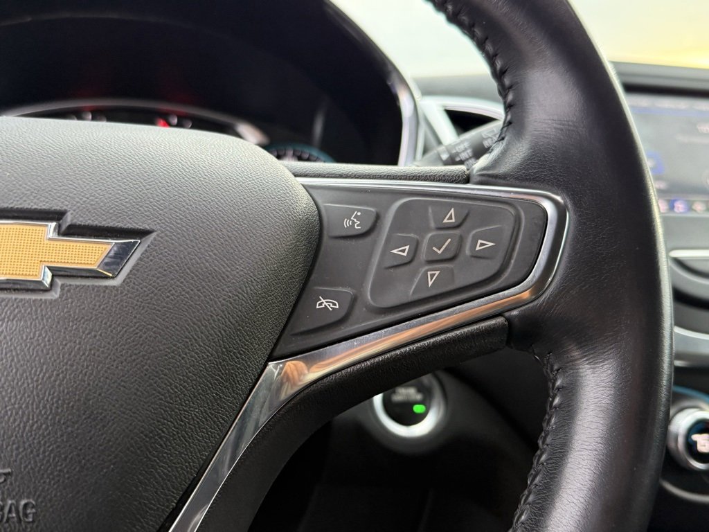 Used 2021 Chevrolet Equinox LT w/ Driver Convenience Package image 17