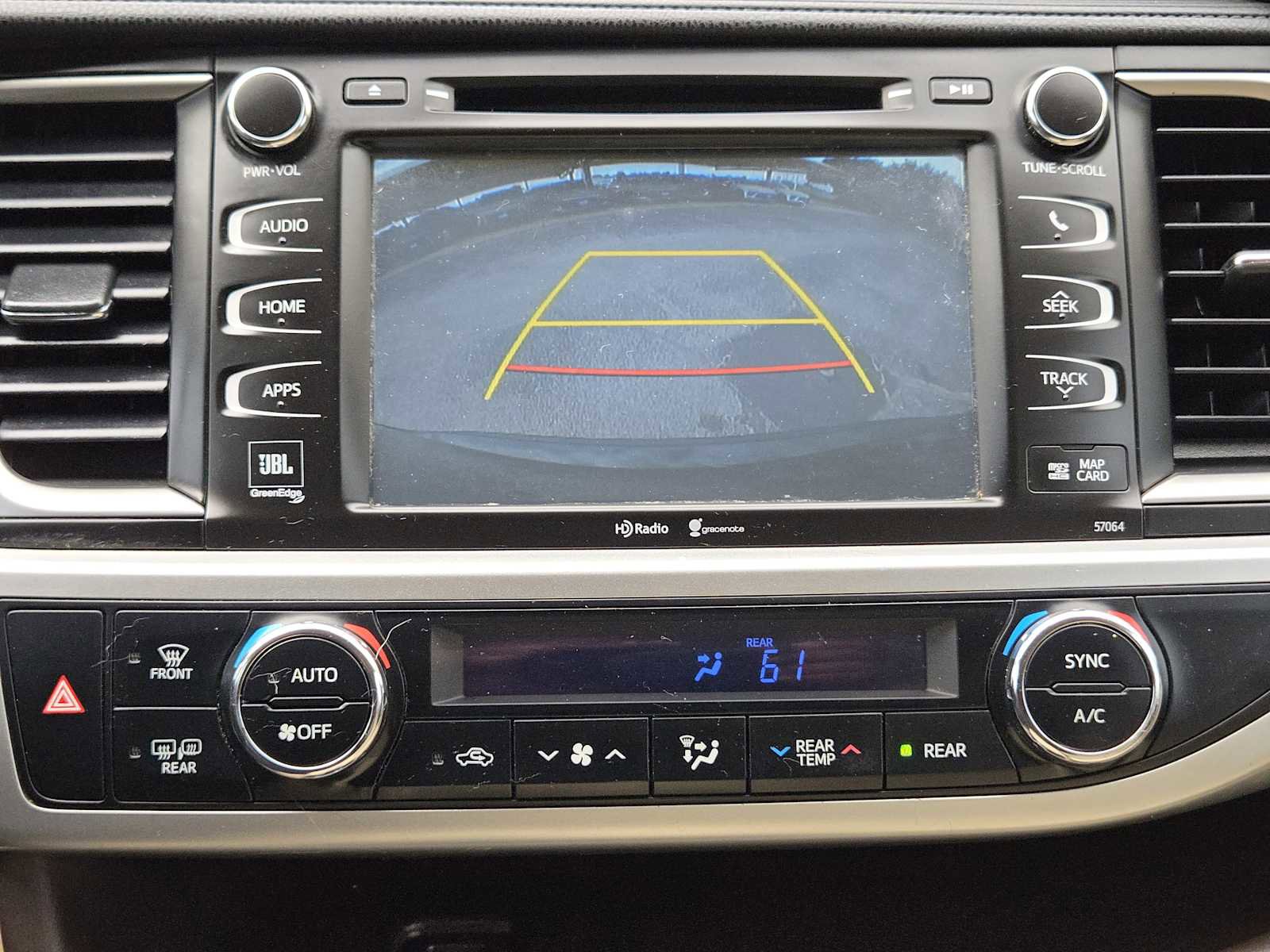 Used 2015 Toyota Highlander Limited FWD image 18