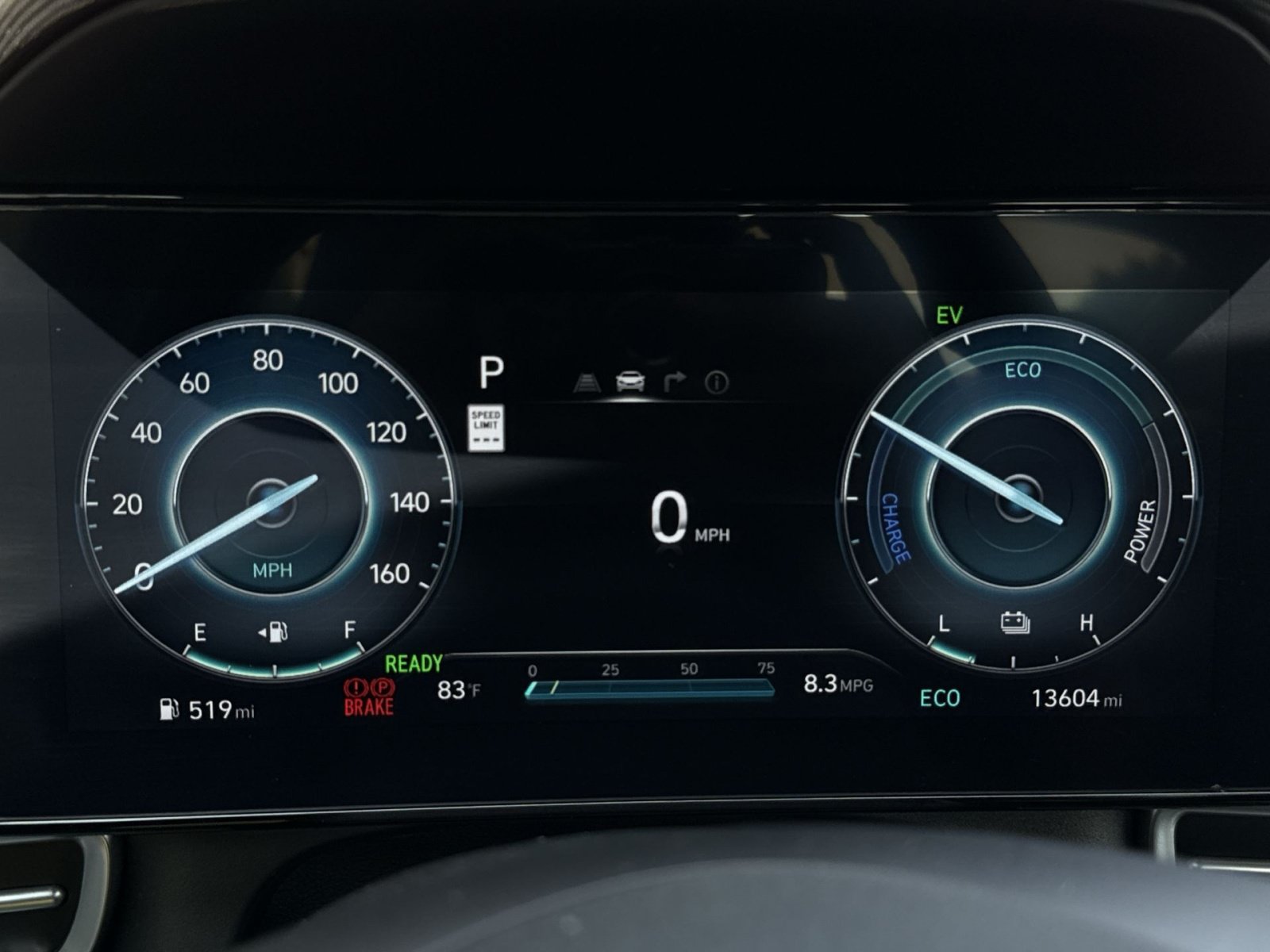 Used 2025 Hyundai Elantra Limited FWD image 17