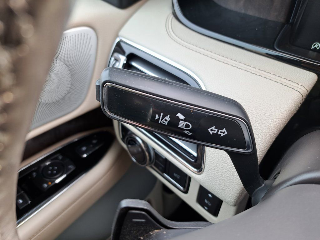 Used 2020 Lincoln Navigator L Reserve w/ Luxury Package image 26