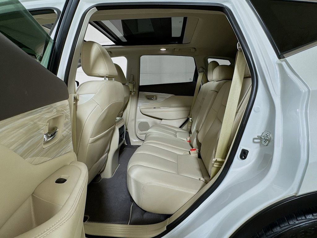 Used 2018 Nissan Murano Platinum image 24