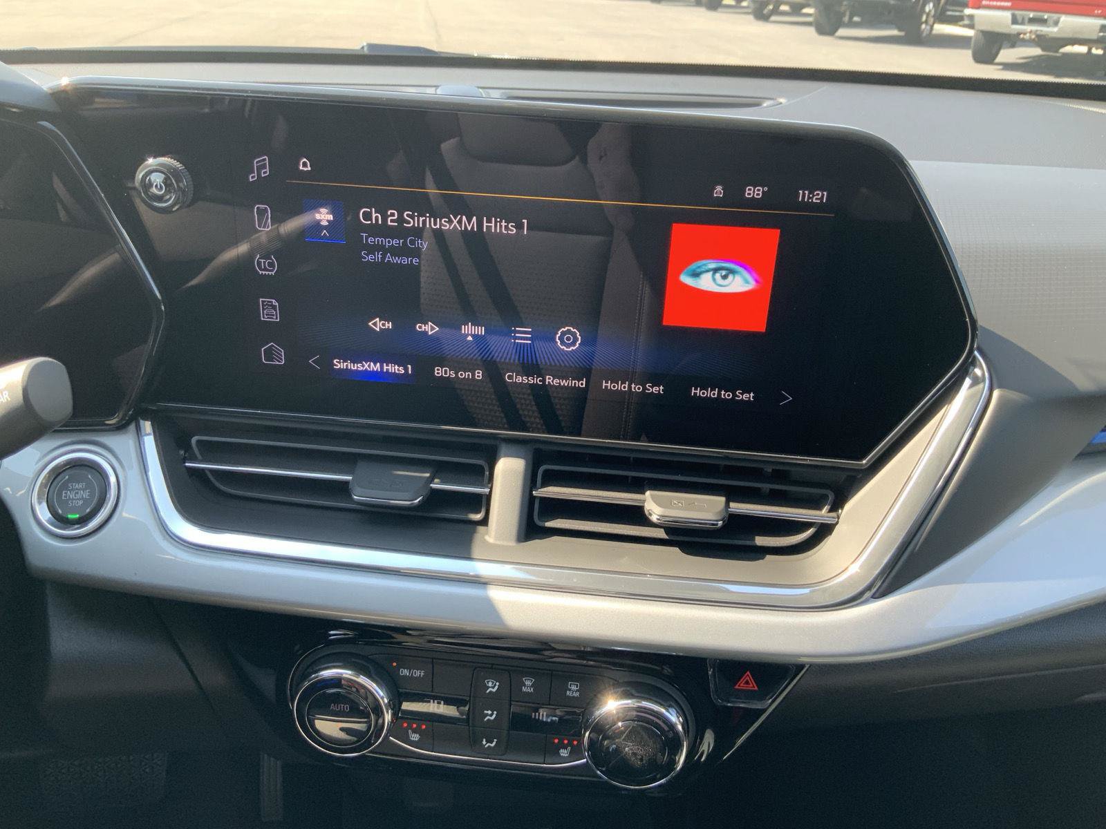 New 2026 Chevrolet Trax LT w/ Driver Confidence Package FWD image 28