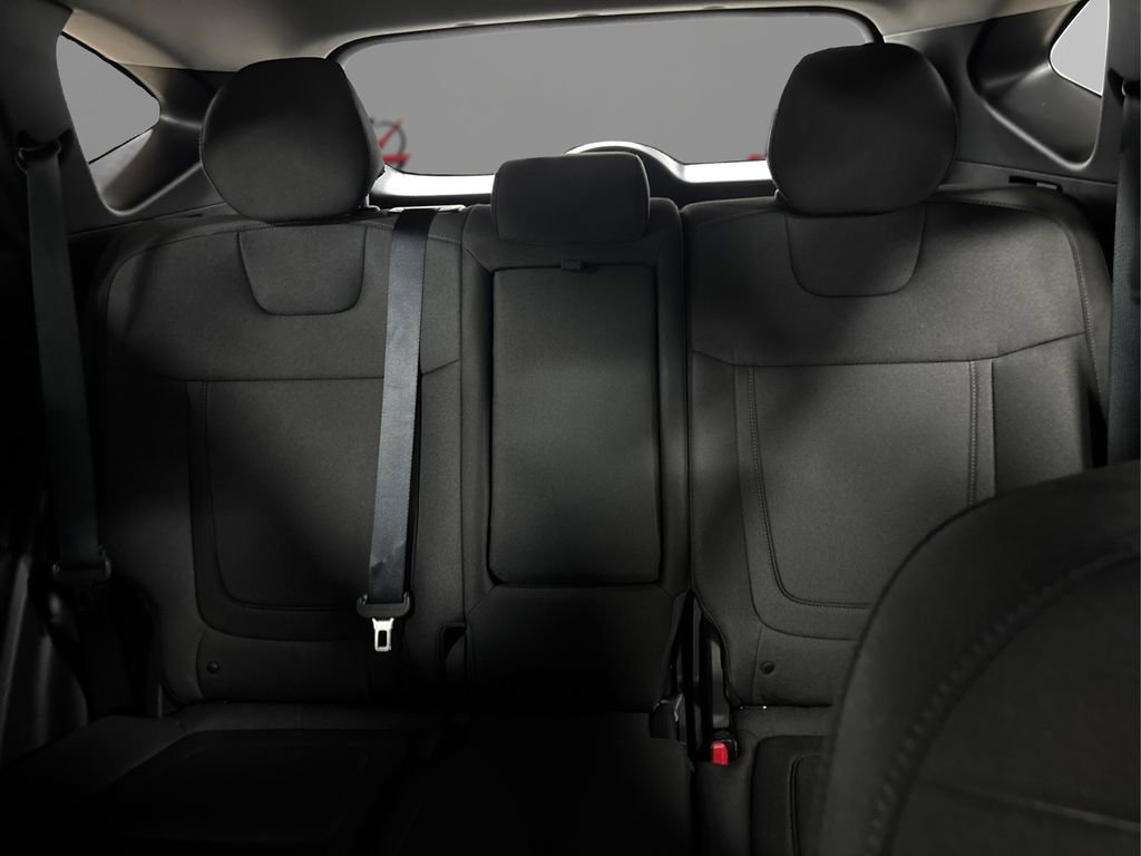 Certified 2025 Hyundai Tucson SE image 18