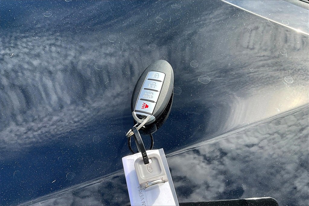 Used 2021 Nissan Versa SR image 10