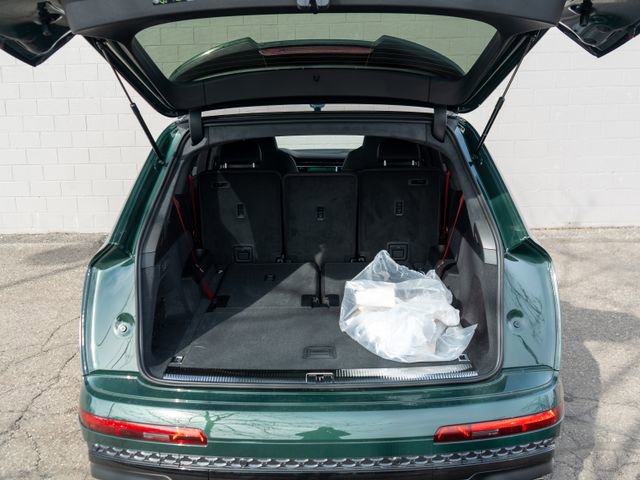 New 2026 Audi SQ7 Prestige image 6