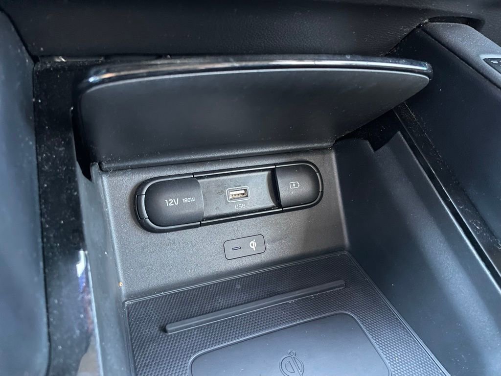 Used 2022 Kia Telluride EX w/ EX Premium Package image 19