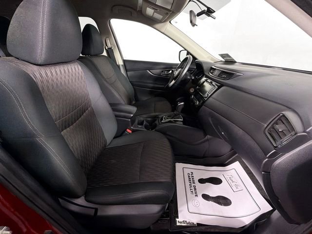 Used 2020 Nissan Rogue S image 27