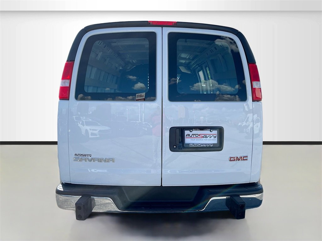 Used 2024 GMC Savana 2500 w/ Driver Convenience Package image 6